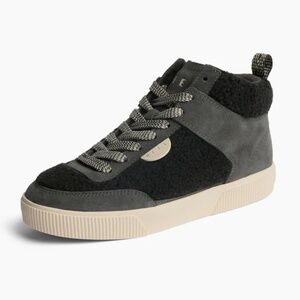 NWOB Reef Lay Day Hi Sherpa Lined High Top Sneakers Women's 9 Gray Black